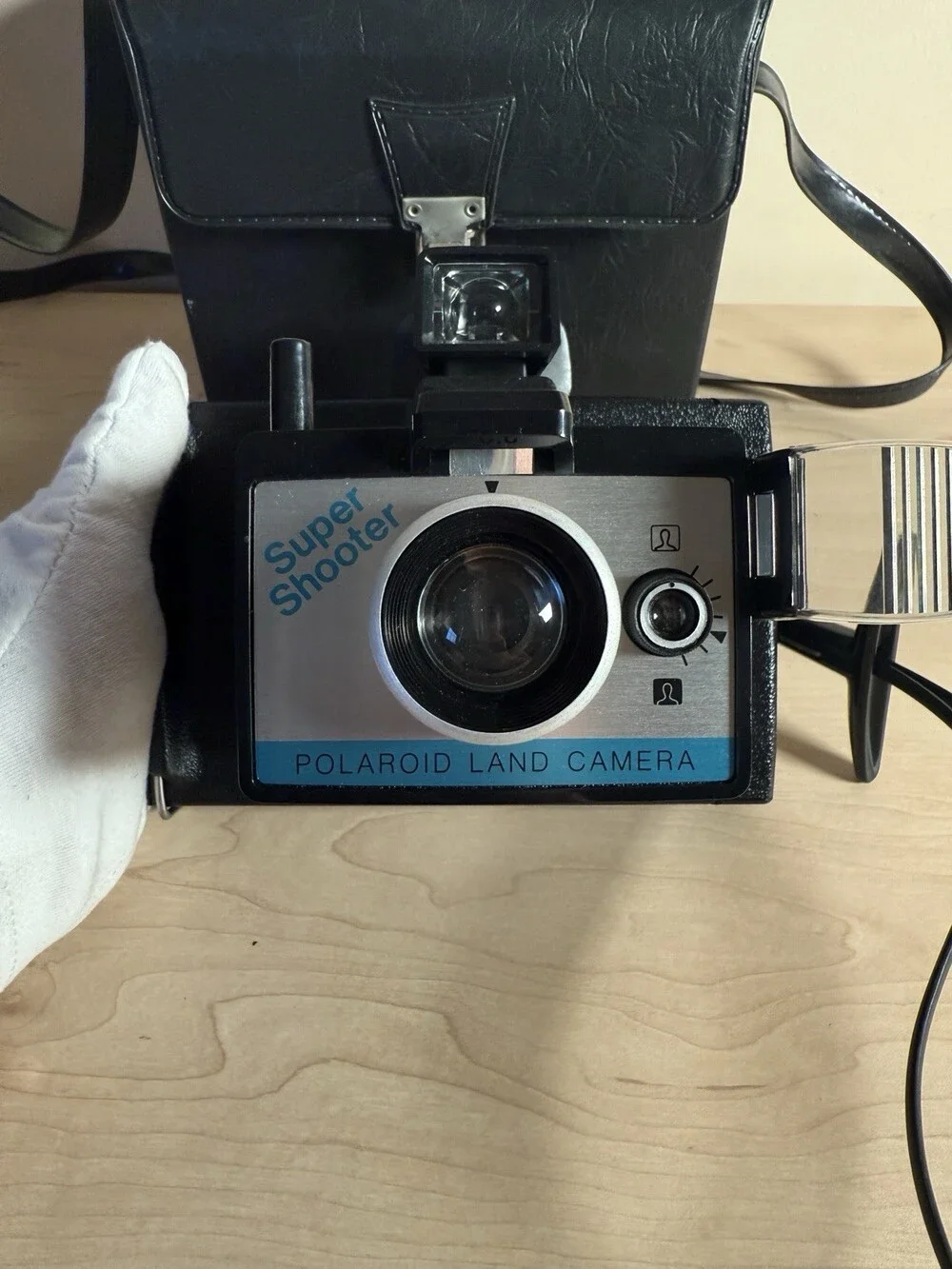 Polaroid Super Shooter Land Camera w/Carrying Case Untested Clean